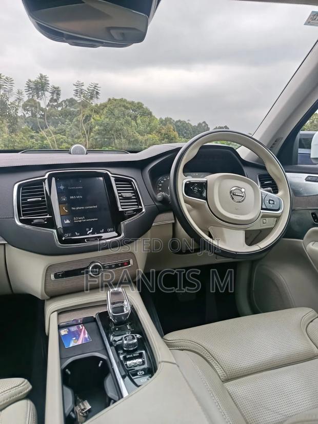 Volvo XC90 2020 White