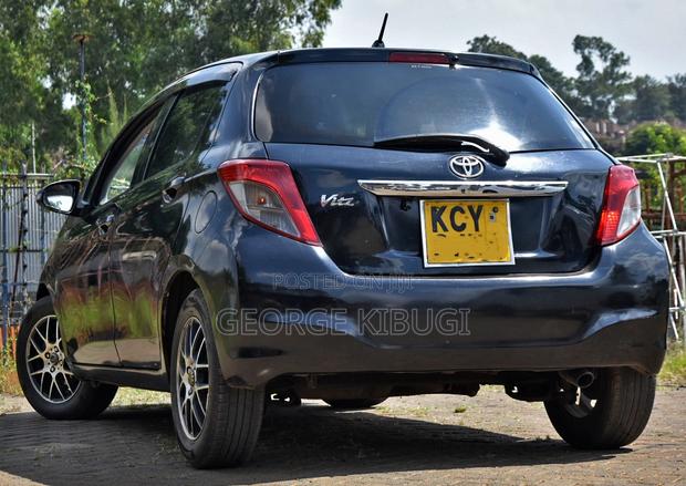 Toyota Vitz 2013 Black
