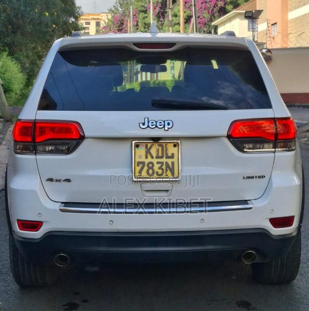 Jeep Cherokee Latitude 4x4 2017 White