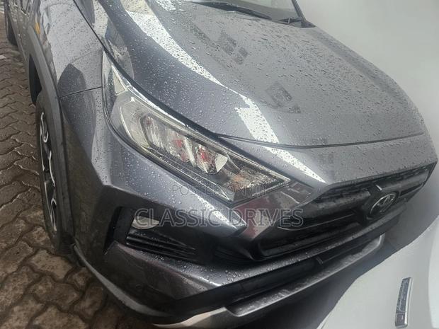 Toyota RAV4 2020 Gray