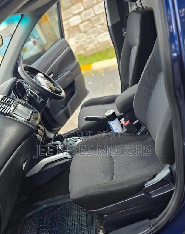 Mitsubishi RVR 2.0 2011 Blue