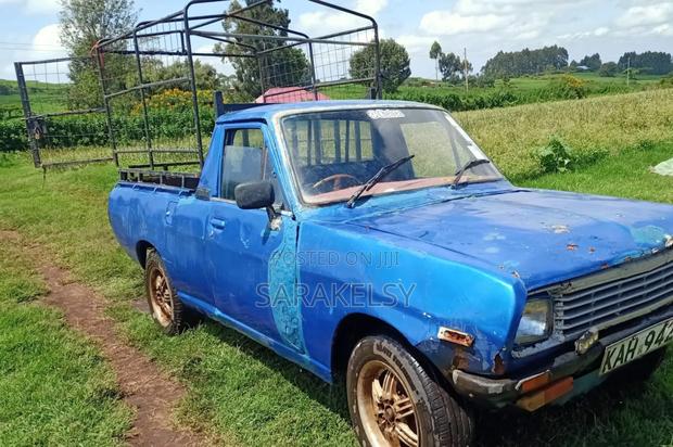 Nissan 1400 1974 Blue