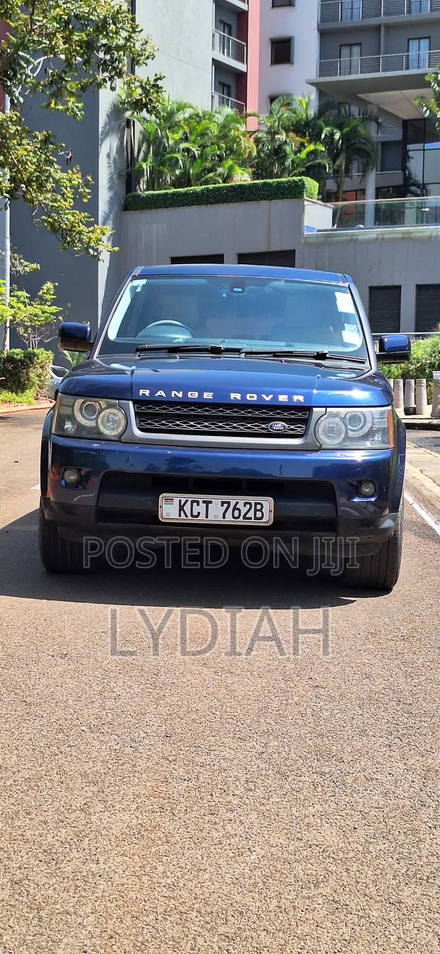 Land Rover Defender 2011 Blue