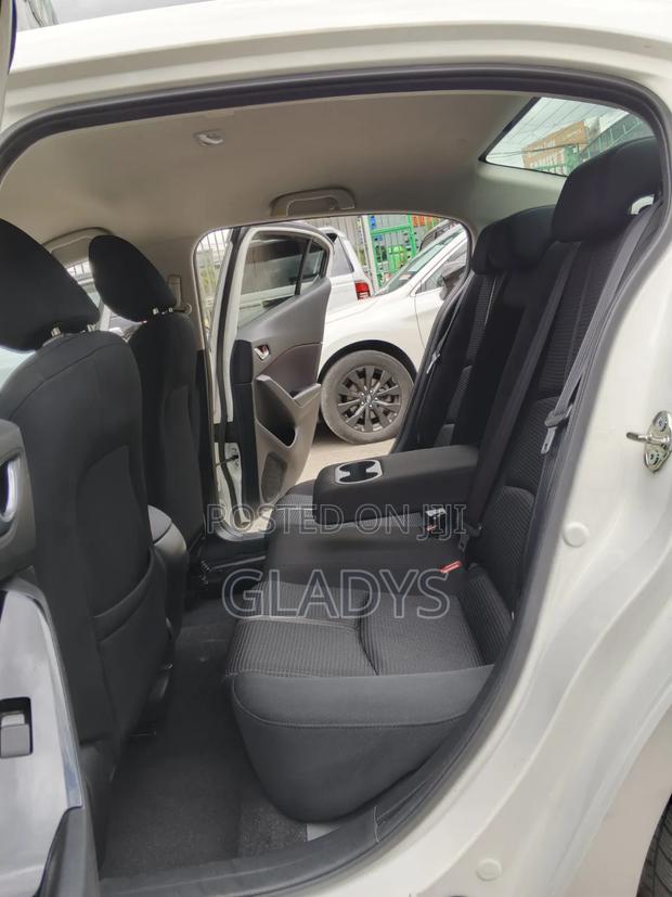 Mazda Axela 2019 White