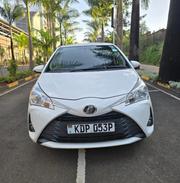 Toyota Vitz 2016 White for sale