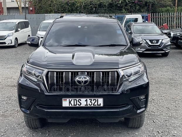 Toyota Land Cruiser Prado 2.8 2020 Black