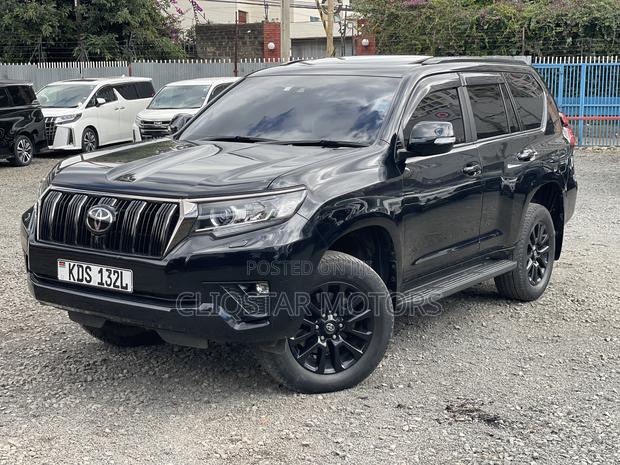 Toyota Land Cruiser Prado 2.8 2020 Black