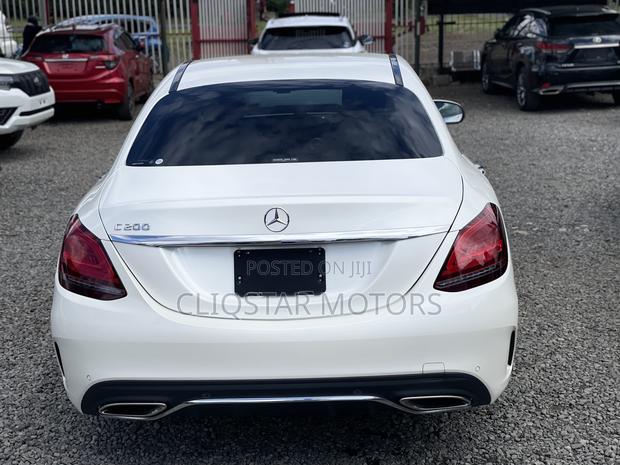 Mercedes-Benz C200 2019 White