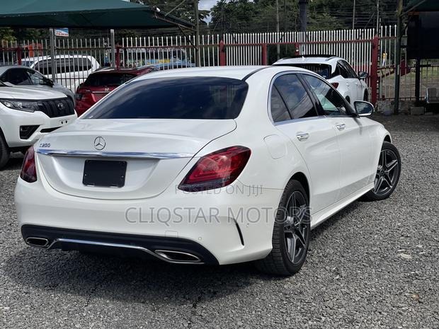 Mercedes-Benz C200 2019 White