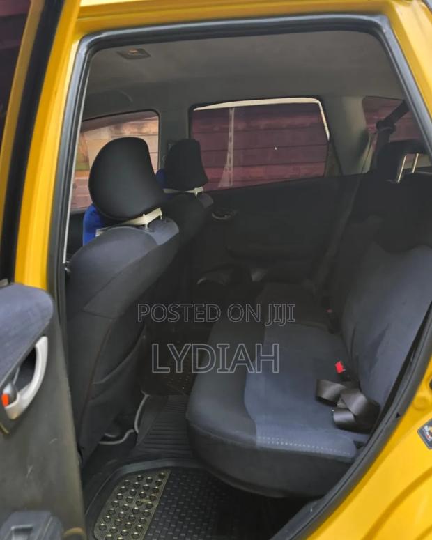 Honda Fit 2011 Yellow