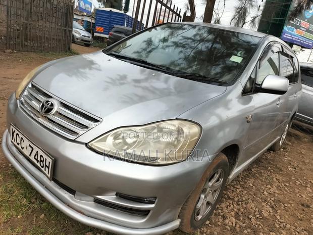 Toyota Gaia 2008 Silver