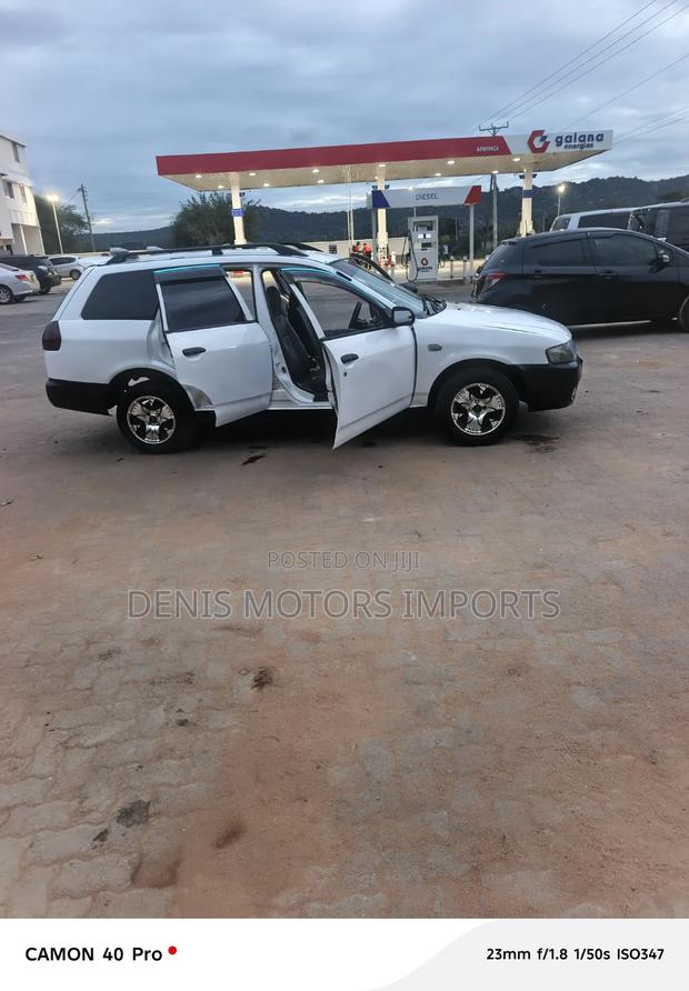 Nissan Advan 2007 White