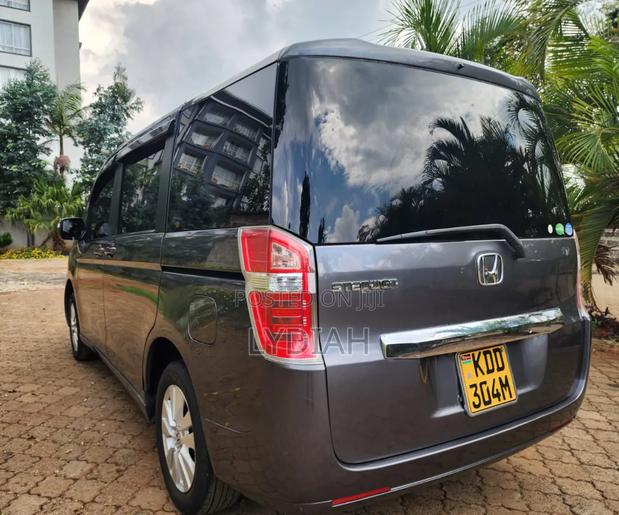 Honda Stepwgn 2014 Gray