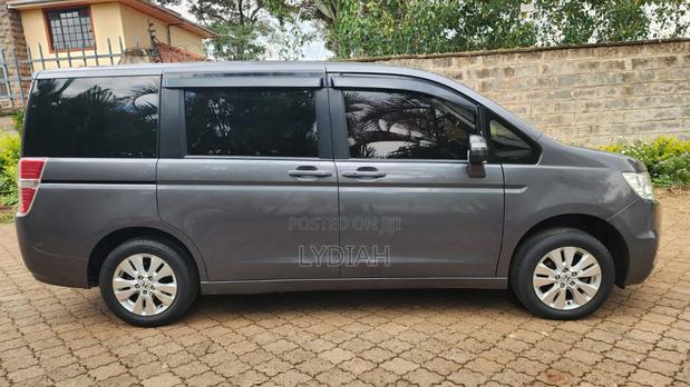 Honda Stepwgn 2014 Gray