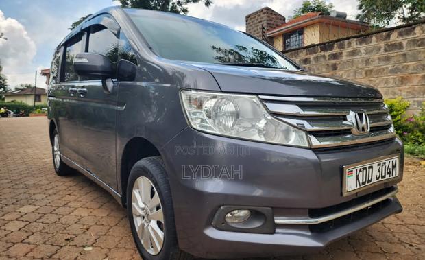 Honda Stepwgn 2014 Gray