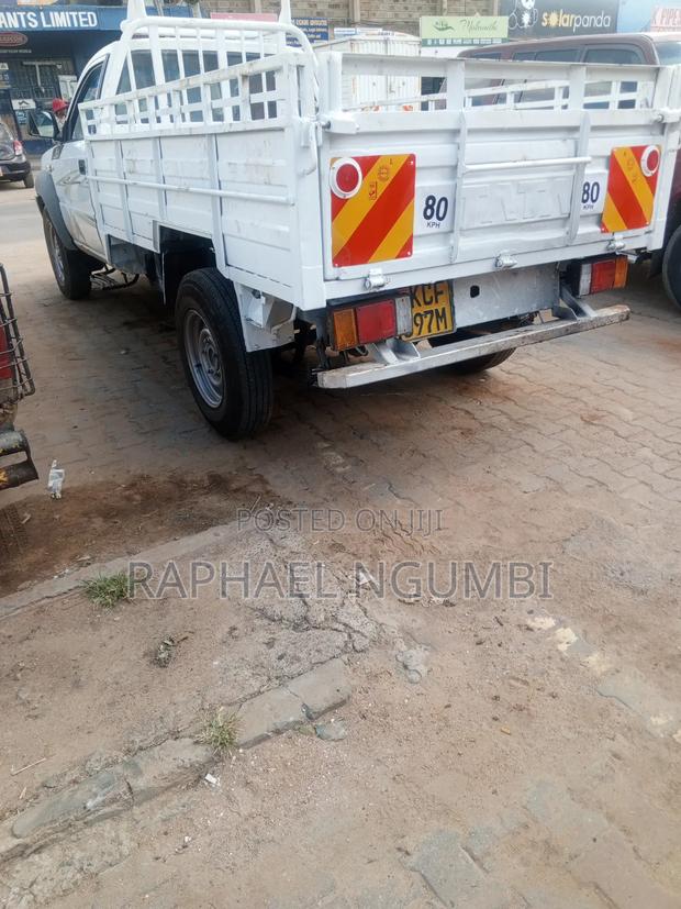 Tata Xenon 2014 White