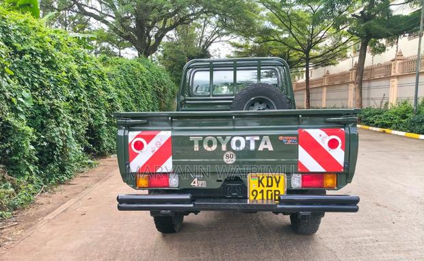 Toyota Land Cruiser 79 Series 2007 Green