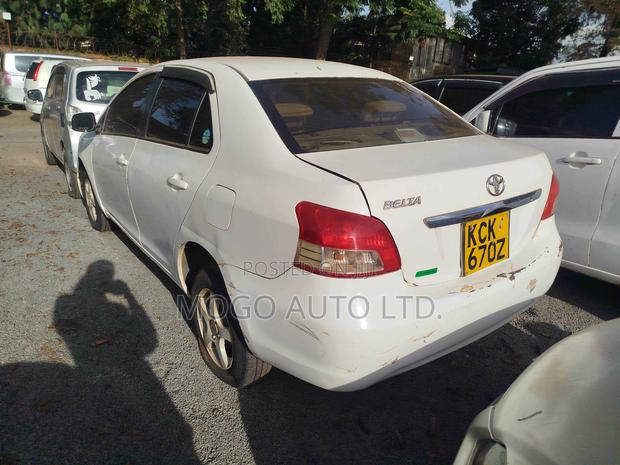 Toyota Belta 2010 White