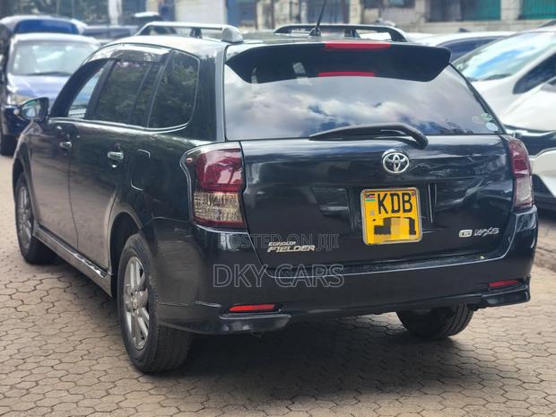 Toyota Corolla Fielder 2014 Black