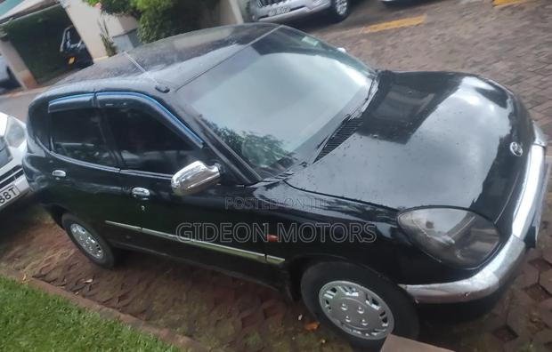 Toyota Duet 2001 Black