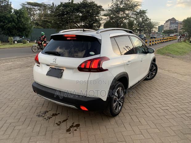 Peugeot 2008 1.2 PureTech (100 Hp) 2019 White