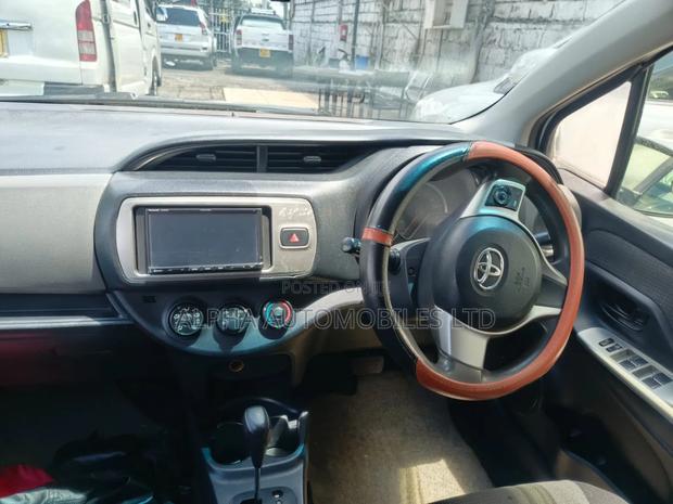 Toyota Vitz 2014 White