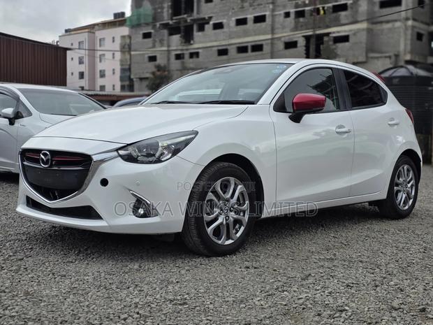 Mazda Demio 2019 White