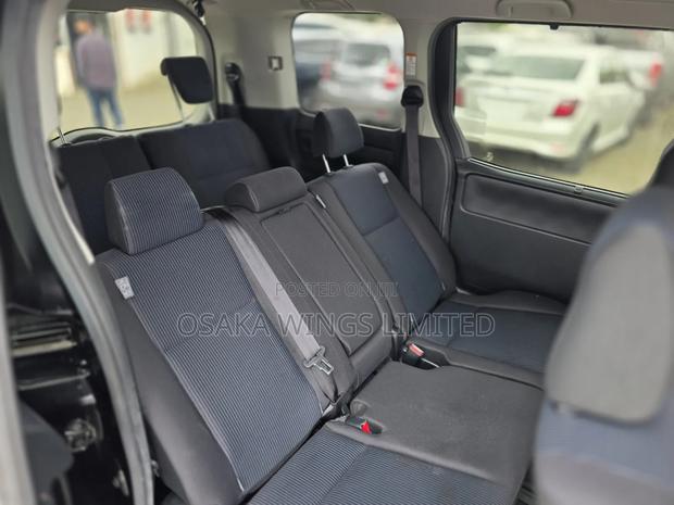 Toyota Noah 2.0 FWD (8 Seater) 2019 Black