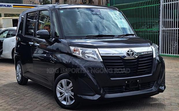 Toyota Roomy 2019 Black