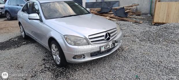 Mercedes-Benz C200 2009 Silver
