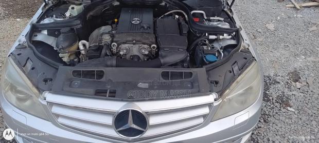 Mercedes-Benz C200 2009 Silver