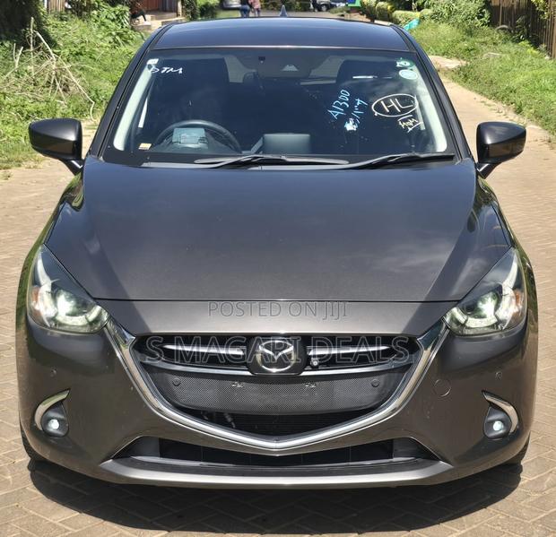 Mazda Demio 2018 Gray