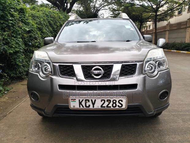 Nissan X-Trail 2012 Gray