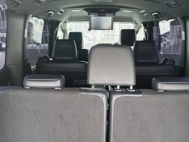 Toyota Noah 2.0 FWD (7 Seater) 2019 Black