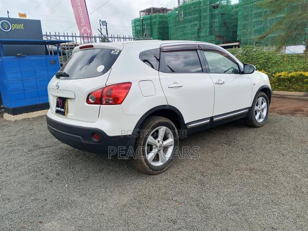 Nissan Dualis 2012 White