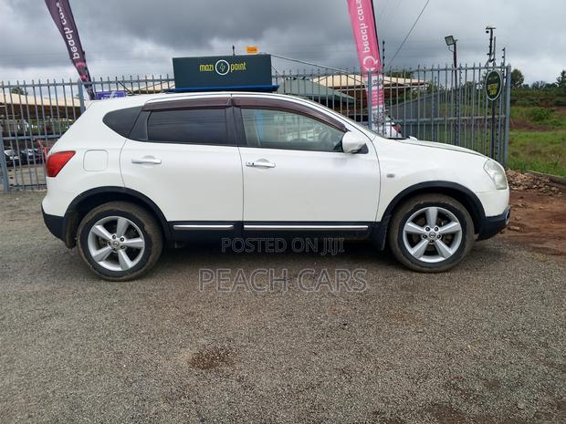Nissan Dualis 2012 White