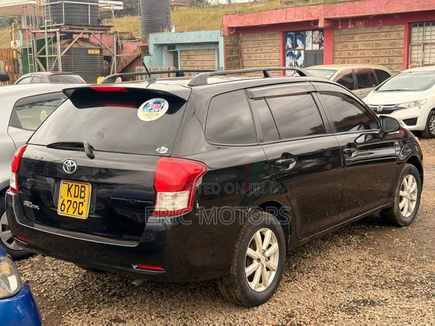 Toyota Corolla Fielder 2013 Black