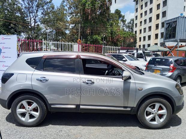 Nissan Dualis 2009 Gray