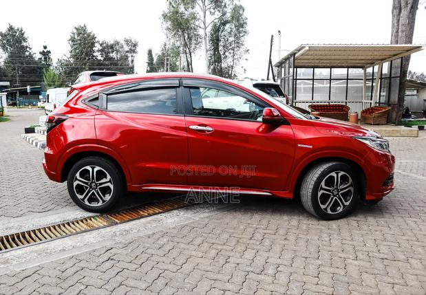 Honda Vezel 2019 Red
