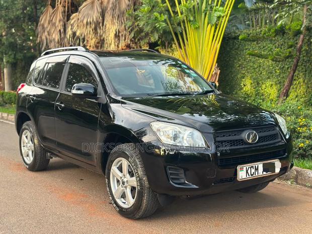 Toyota RAV4 2011 Black