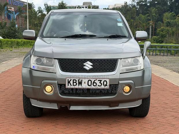 Suzuki Escudo 2005 Green