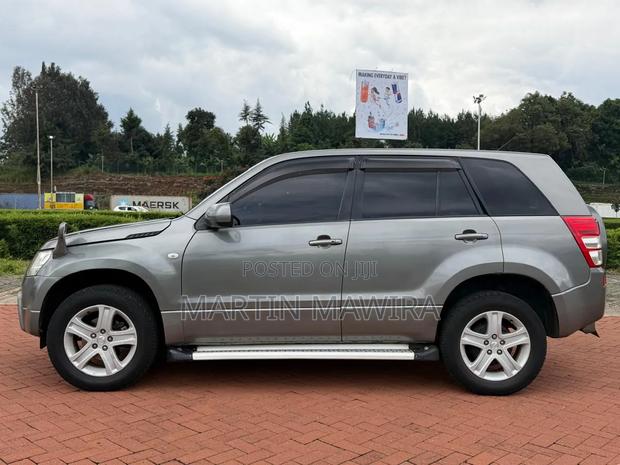Suzuki Escudo 2005 Green