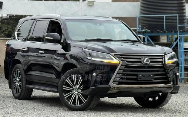 Lexus LX 2019 Matt Black
