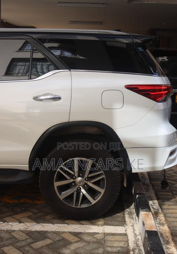 Toyota Fortuner 2.8 D AWD 2018 Pearl