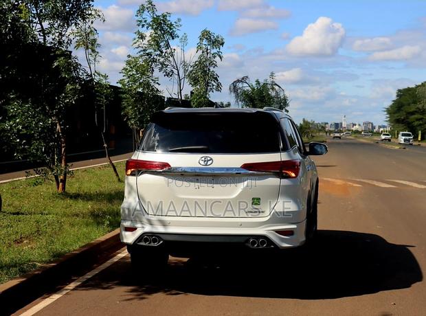 Toyota Fortuner 2.8 D AWD 2018 Pearl