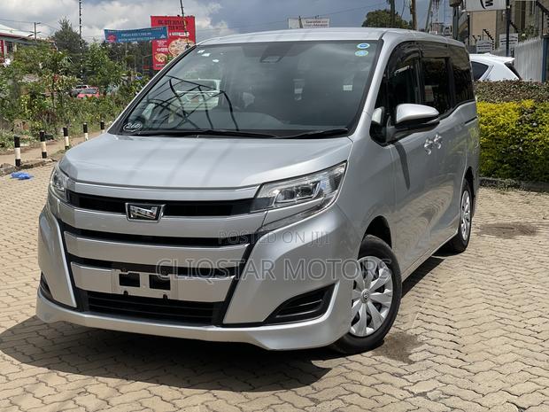 Toyota Noah 2.0 FWD (8 Seater) 2020 Silver
