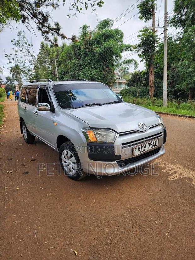 Toyota Succeed SV Premium 2016 Silver