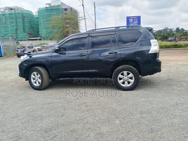 Toyota Land Cruiser Prado 2010 Black