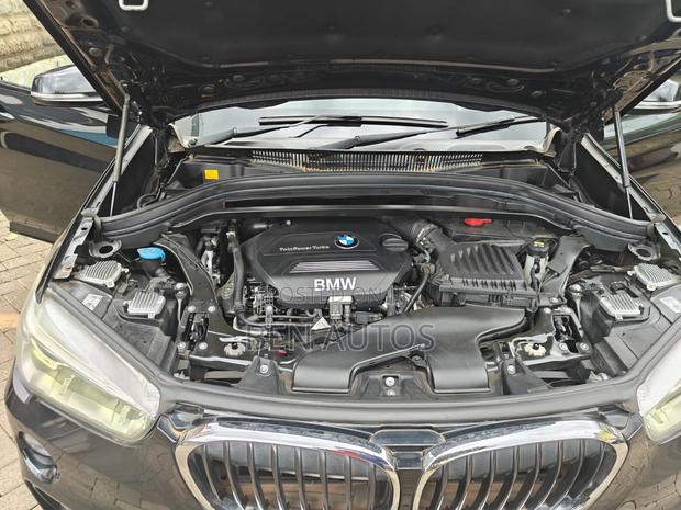 BMW X1 xDrive28i AWD 2018 Black