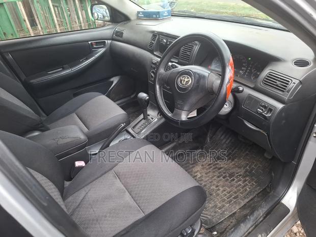 Toyota Corolla Fielder 2005 Silver